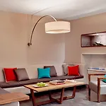 Le Meridien Etiler מלון