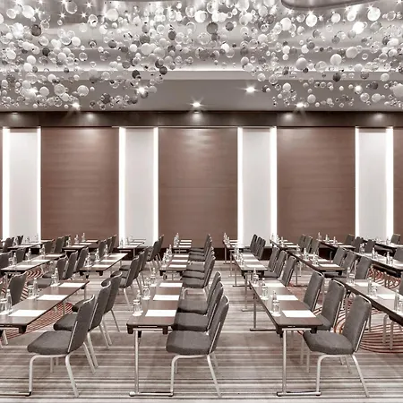 Hotell Le Meridien Etiler 5*
