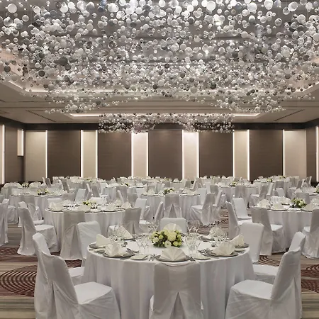 Hotel Le Meridien Etiler 5*