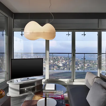 Le Meridien Etiler Hotell 5*