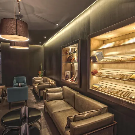 Le Meridien Etiler Hotell 5*