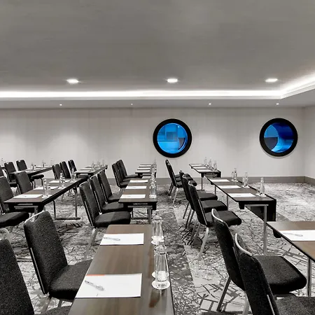 Hotell Le Meridien Etiler 5*