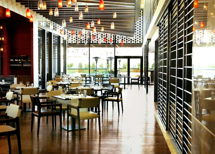 Le Meridien Etiler מלון