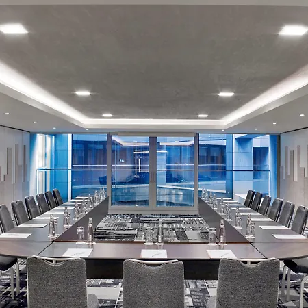 Le Meridien Etiler מלון 5*