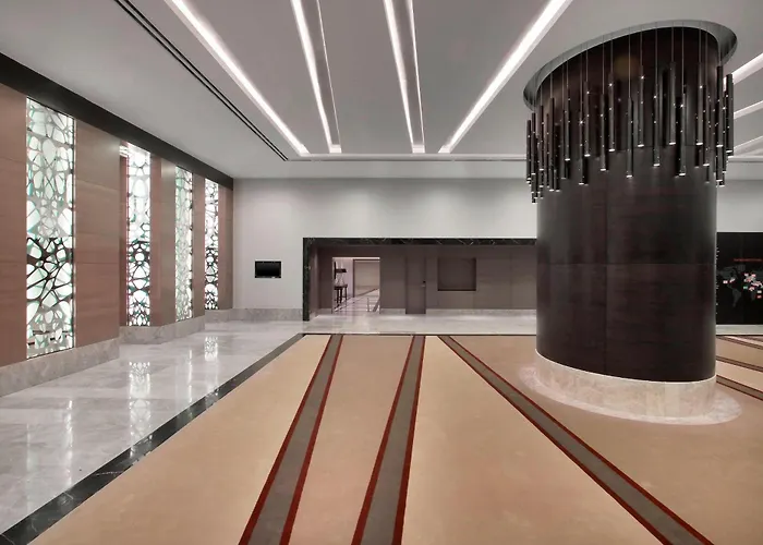 Le Meridien Etiler 5*